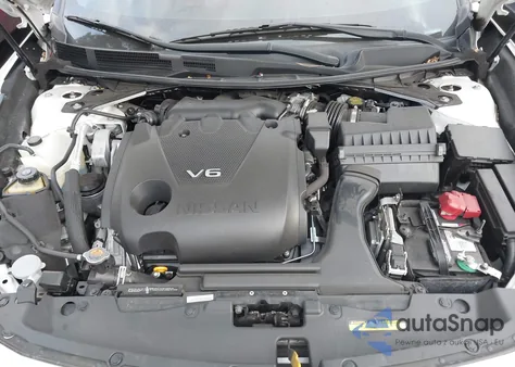 2018 Nissan Maxima 3.5 S z USA, uszkodzony, nr VIN 1N4AA6AP9JC371275